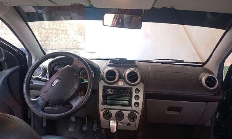 Ford Fiesta ...
