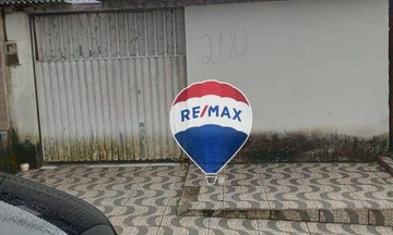 Casa Com 2 Dormitóri...