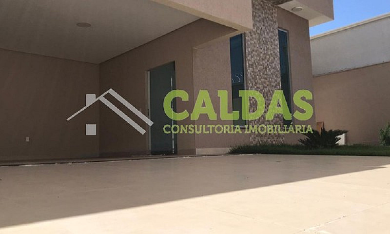 Casa De 03 Quartos A...