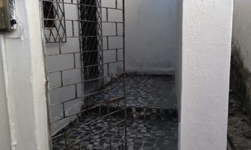 Alugo Casa De 2 Quar...