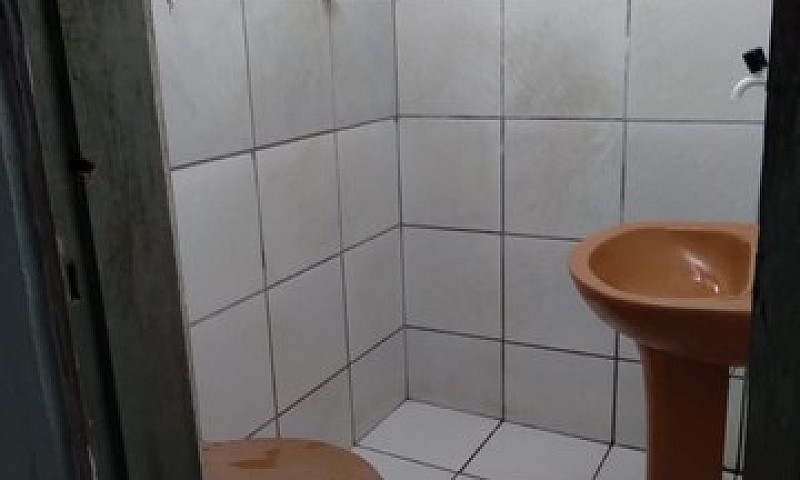 Alugo Casa De 2 Quar...