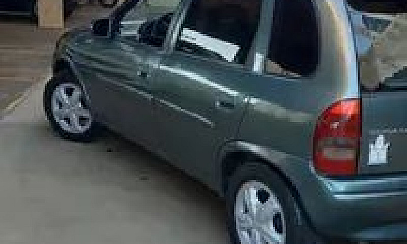 Corsa Hatch 98...