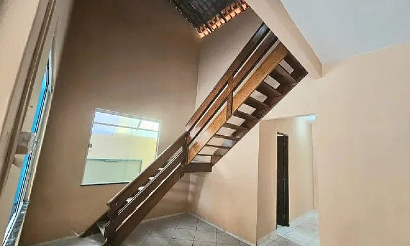 Casa De 3 Quartos No...