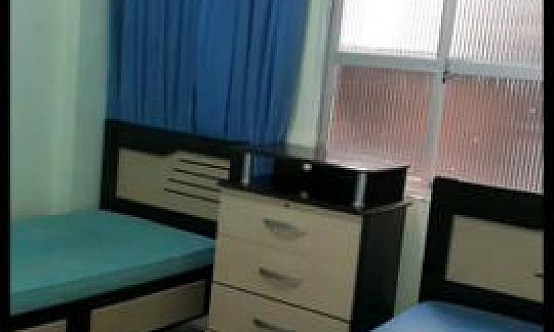 Quarto Com Uma Vaga ...