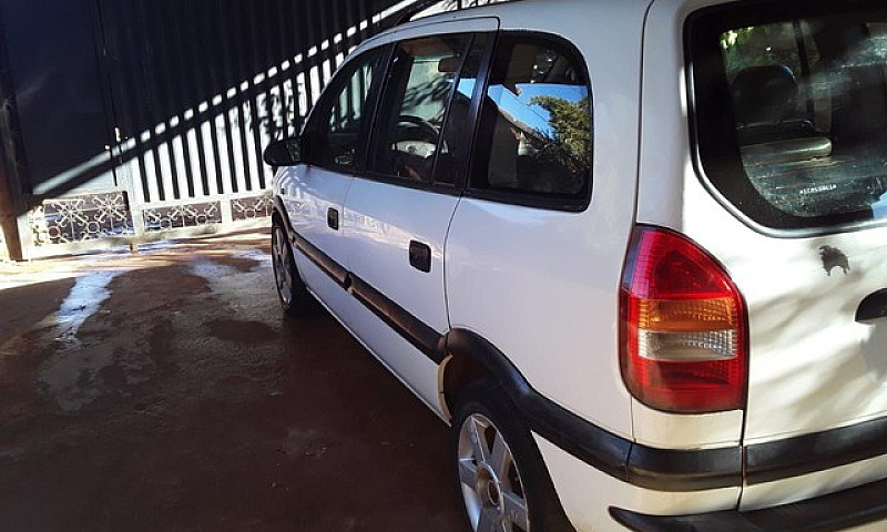 Zafira 2.0 8V Comple...