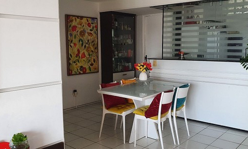 Apto Com 3 Quartos, ...