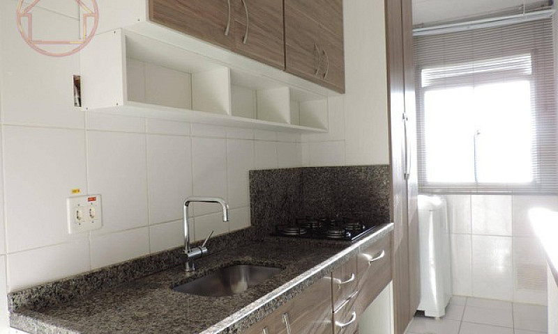 Apartamento / 2 Dorm...