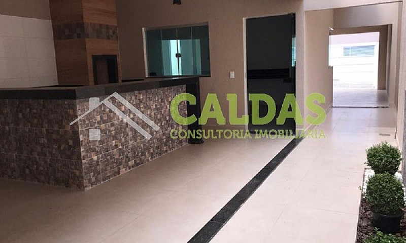 Casa De 03 Quartos A...