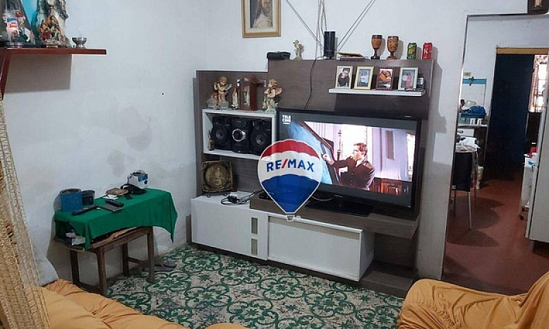 Casa Com 3 Dormitóri...