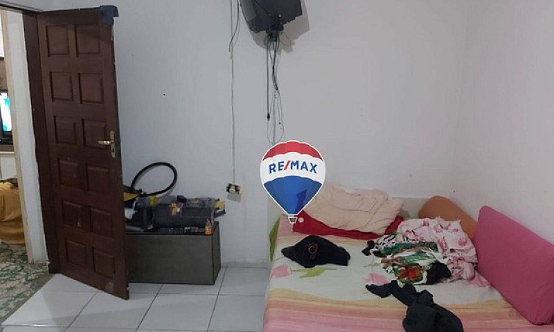 Casa Com 3 Dormitóri...