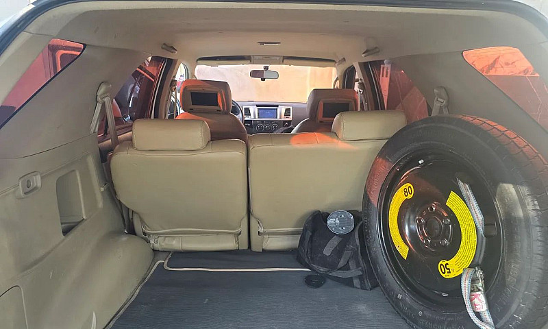 Toyota Hilux Sw4 ...