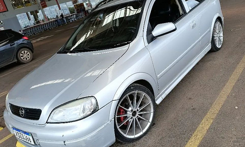 Chevrolet Astra Gl 1...