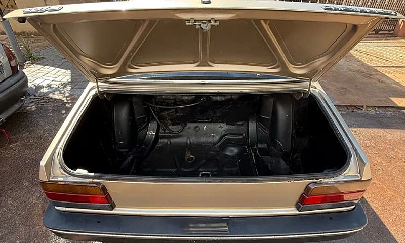 Chevrolet Chevette L...
