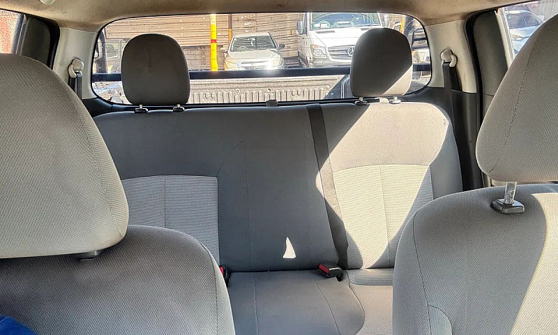 Mitsubishi L200 Trit...