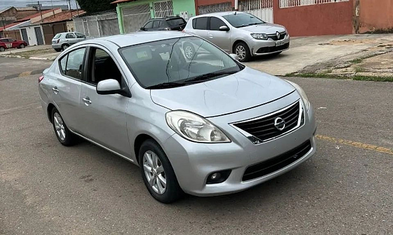 Nissan Versa Sl 1.6 ...