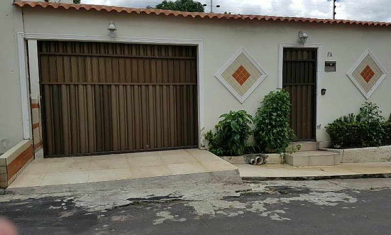 Casa No Parque Aruan...