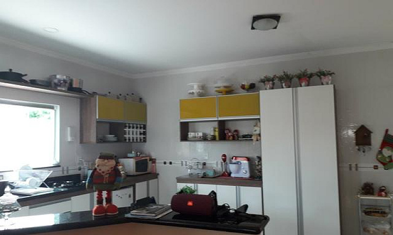 Av Turismo Jardim Fr...