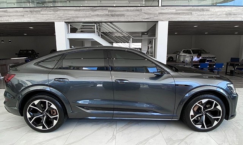 Audi E-Tron Sportbac...