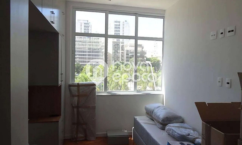 Leblon | Apartamento...