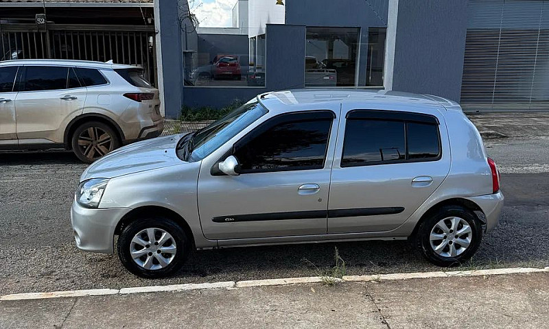 Renault Clio Rn/Aliz...
