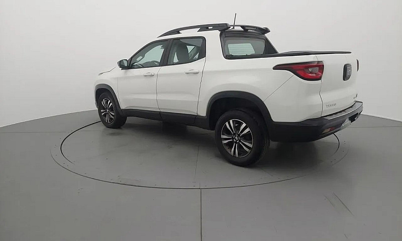Fiat Toro Freedom 1....