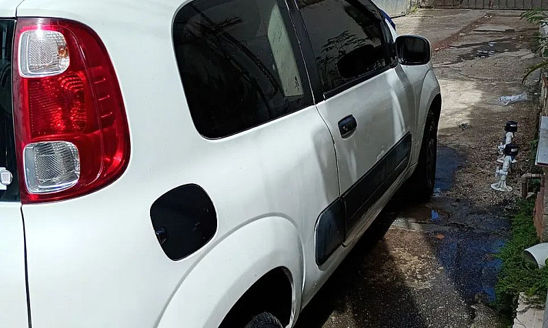 Fiat Uno Vivace 1.0 ...