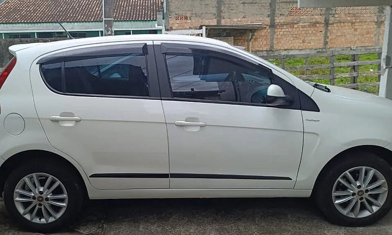 Fiat Palio Essence D...