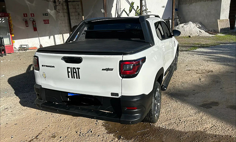 Fiat Strada Ultra 1....