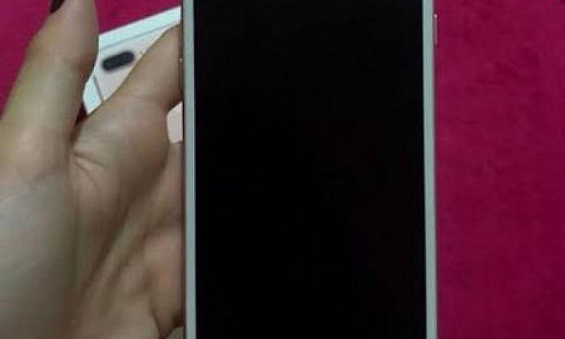 Vendo Iphone 7 Plus...