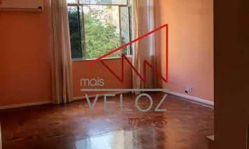 Apartamento-À Venda-...