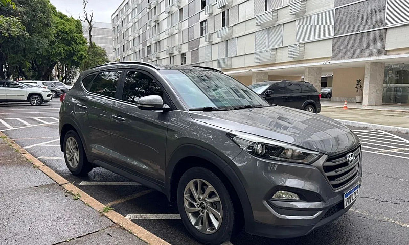 Hyundai Tucson Gls 1...