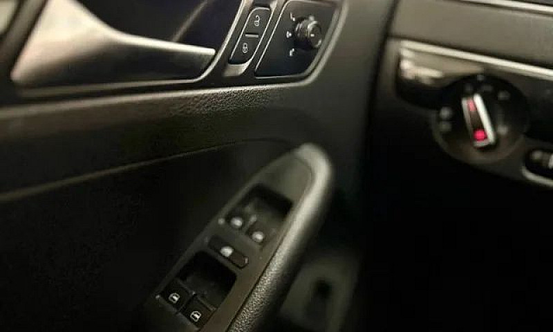 Volkswagen Jetta Hig...