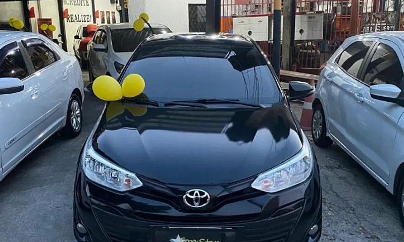 Toyota Yaris Xl Seda...