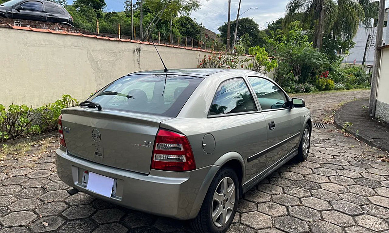 Chevrolet Astra Adva...