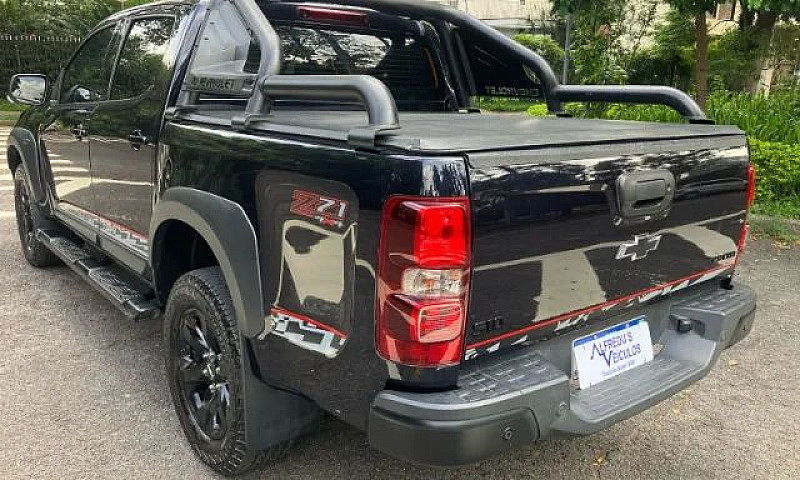 Chevrolet S10 Pick-U...