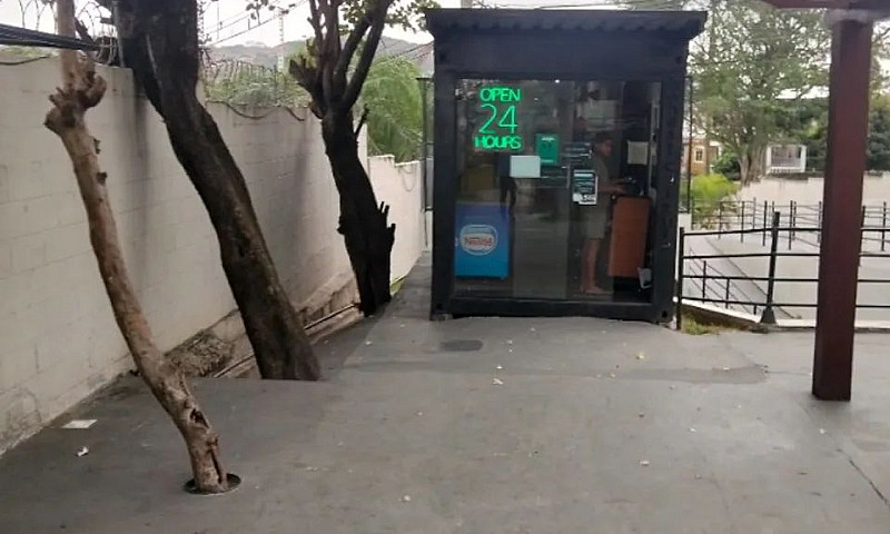 Aluga Apartamento Re...