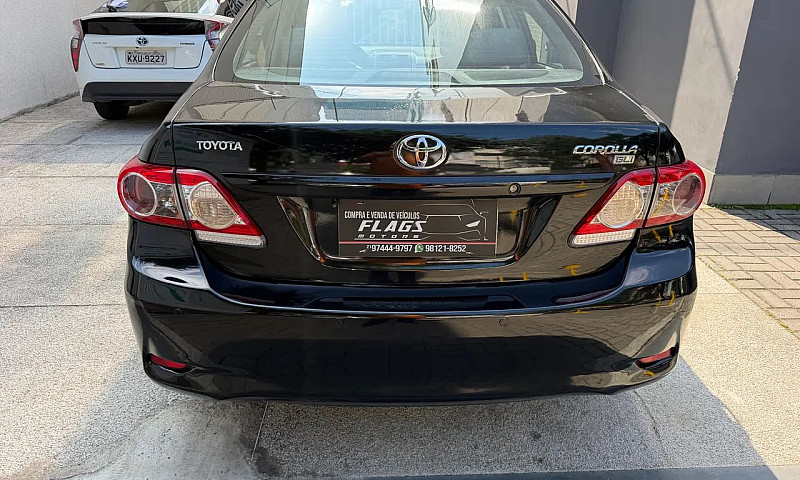 Toyota Corolla Gli 1...