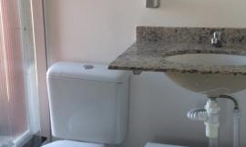 Aluga-Se Apartamento...