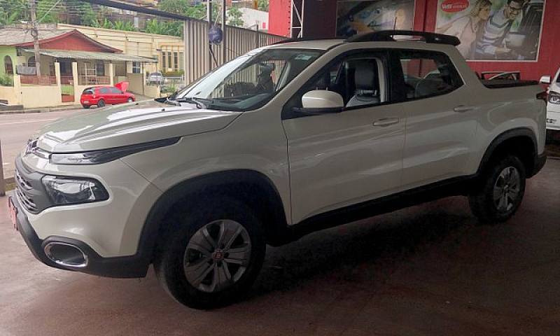 Fiat Toro Freedom 1....