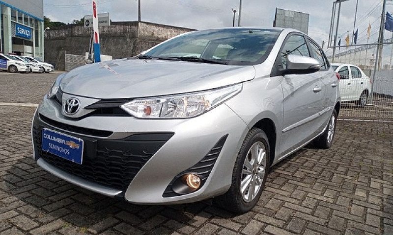 Yaris 1.3 Xl Automát...