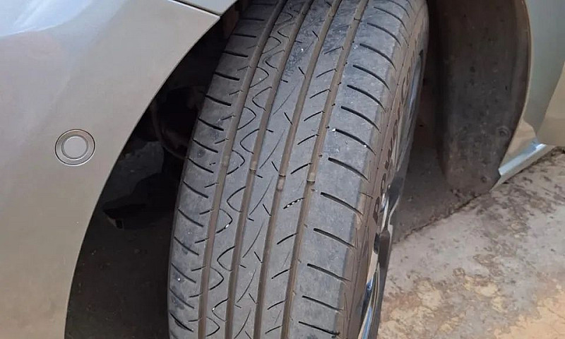 Chevrolet Onix Plus ...