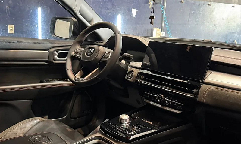 Ram Rampage R/T Hurr...