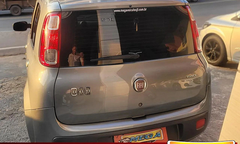 Fiat Uno Vivace Cele...