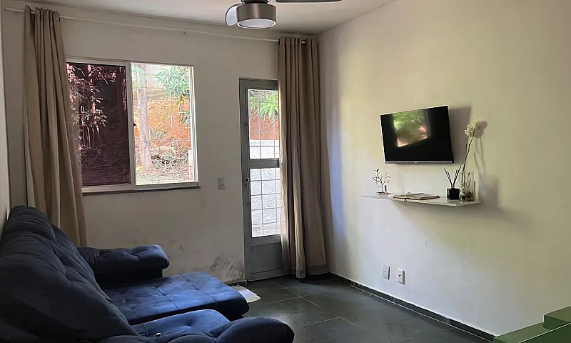 Casa De Condomínio P...