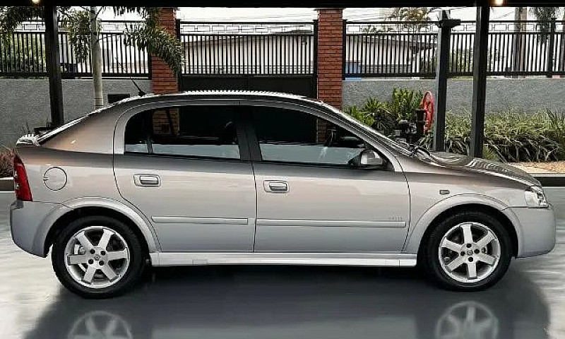 Chevrolet Astra Elit...