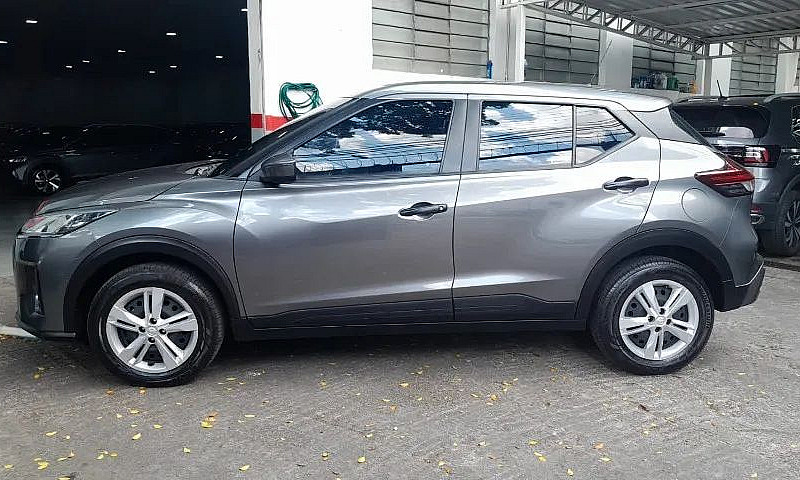 Nissan Kicks Active ...