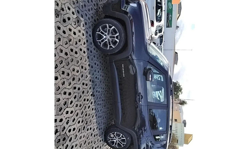 Jeep Renegade Long. ...