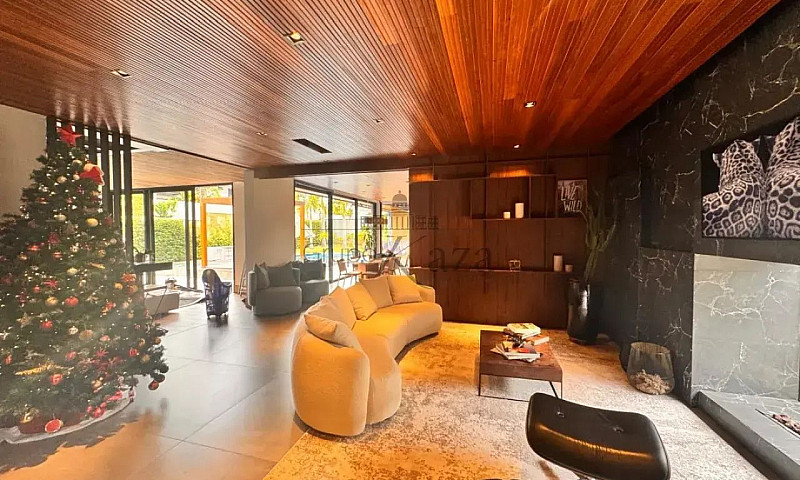 Casa Moderna Reserva...