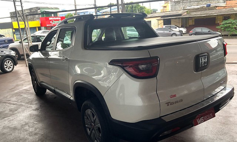 Fiat Toro Freedom 1....