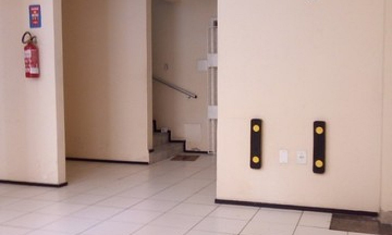 Aluga-Se Apartamento...